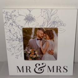 Mr. & Mrs. 4 x 4 Picture Frame